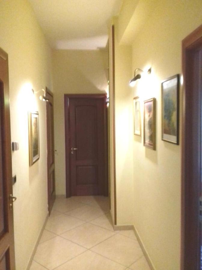 Casa Family & Friends Bed & Breakfast Salerno Exterior photo